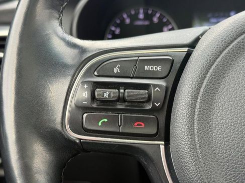 Used 2017 Kia Optima EX w/ Premium Package image 14