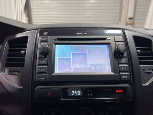 Used 2013 Toyota Tacoma PreRunner image 28
