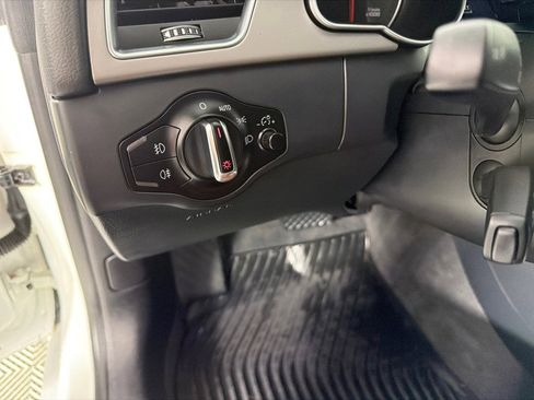 Used 2013 Audi A5 2.0T Premium Plus image 23