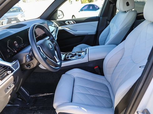 Used 2024 BMW X5 sDrive40i w/ Parking Assistance Package RWD image 17