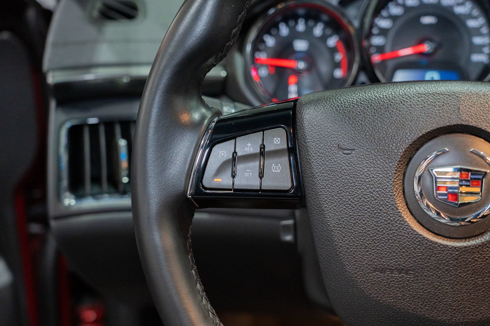 Used 2011 Cadillac CTS V RWD image 35