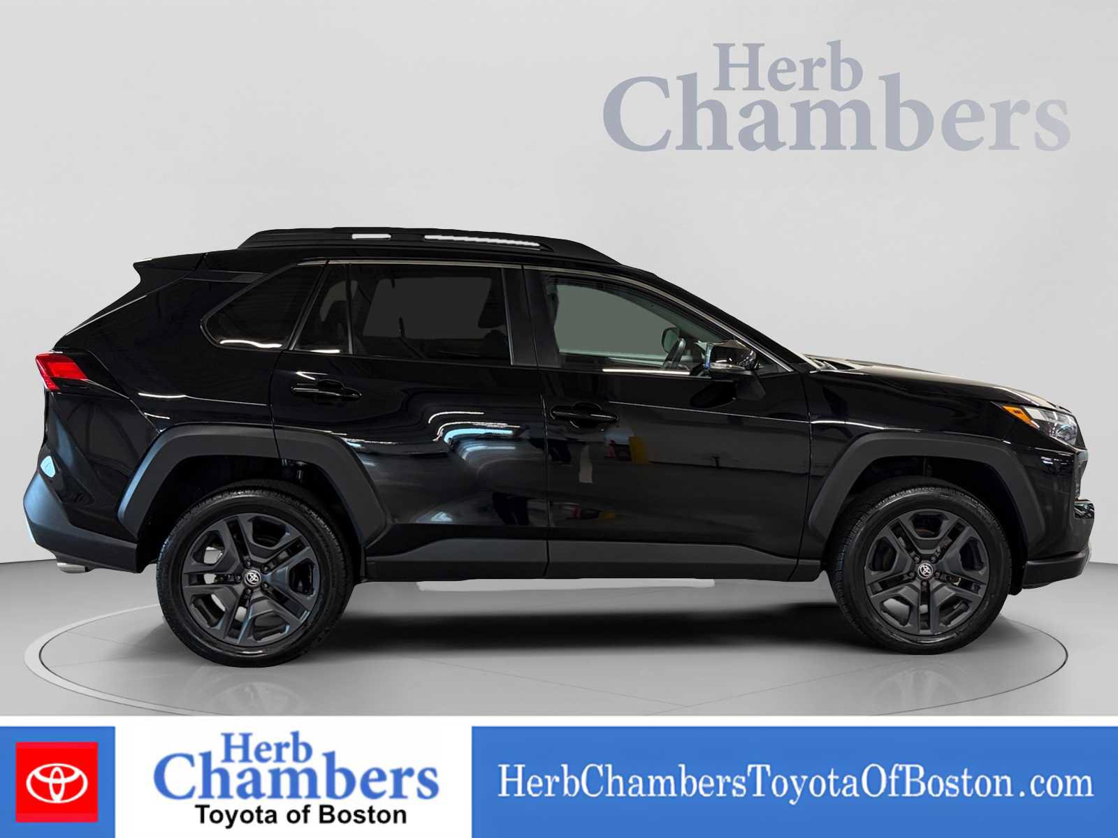 Used 2024 Toyota RAV4 Adventure AWD/4WD image 8