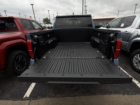 New 2026 Toyota Tacoma TRD Sport AWD/4WD image 5