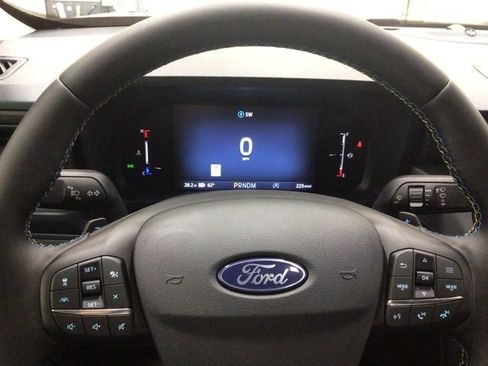 New 2025 Ford Maverick Lobo image 13