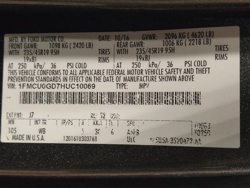 Used 2017 Ford Escape SE w/ Equipment Group 201A FWD image 33