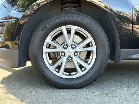 Used 2017 Chevrolet Equinox LS image 24