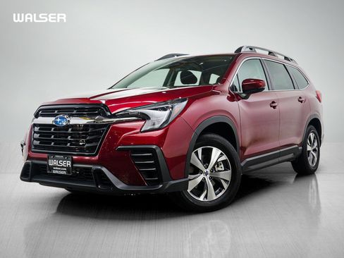 Used 2025 Subaru Ascent Premium image 1