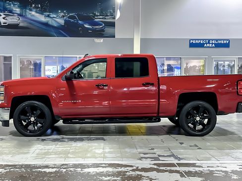 Used 2015 Chevrolet Silverado 1500 LT w/ Rally 2 Edition image 2