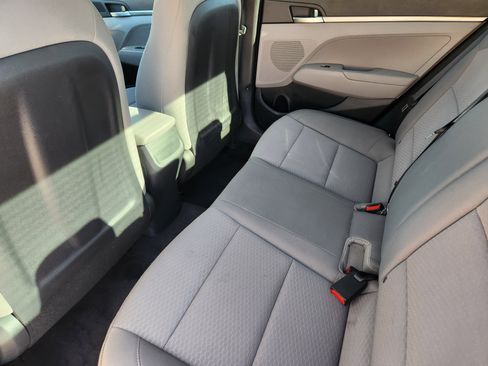 Used 2020 Hyundai Elantra SE w/ Cargo Package (C1) image 29