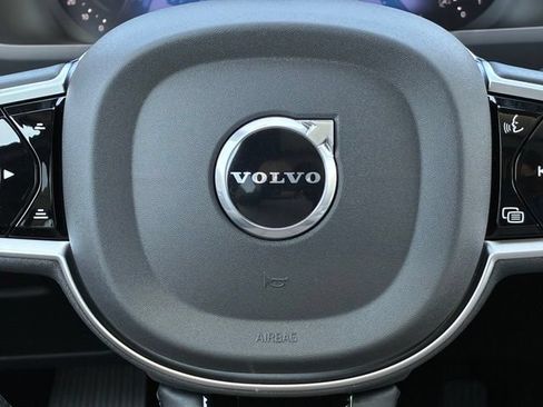 New 2026 Volvo XC90 B6 Plus w/ Protection Package Premier AWD/4WD image 15