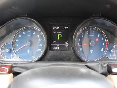Used 2015 Maserati GranTurismo Convertible RWD image 10