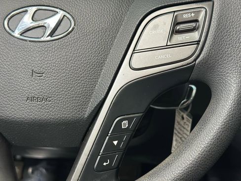 Used 2017 Hyundai Santa Fe Sport image 30