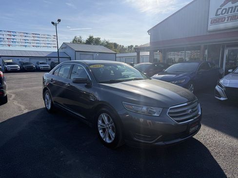 Used 2015 Ford Taurus SEL w/ Equipment Group 201A FWD image 2