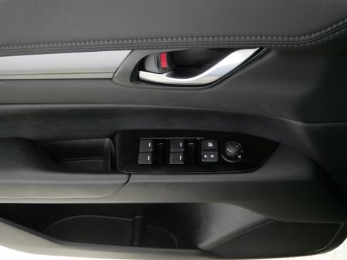 Used 2025 MAZDA CX-5 AWD 2.5 S w/ Preferred Package image 19