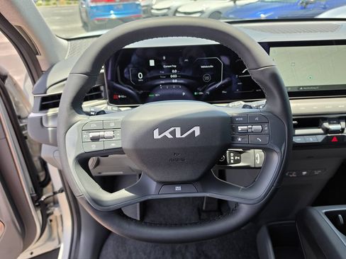 New 2026 Kia EV9 Light RWD image 30