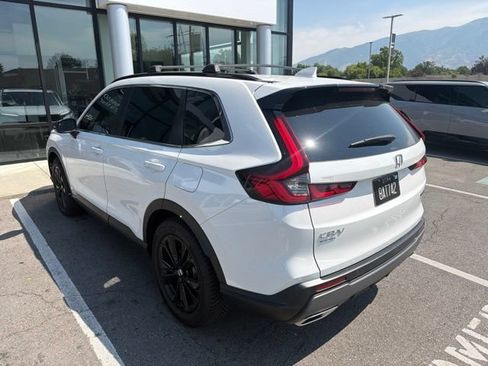 Used 2025 Honda CR-V Sport Touring image 3