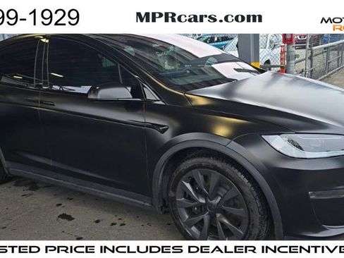 Used 2024 Tesla Model X AWD/4WD image 1