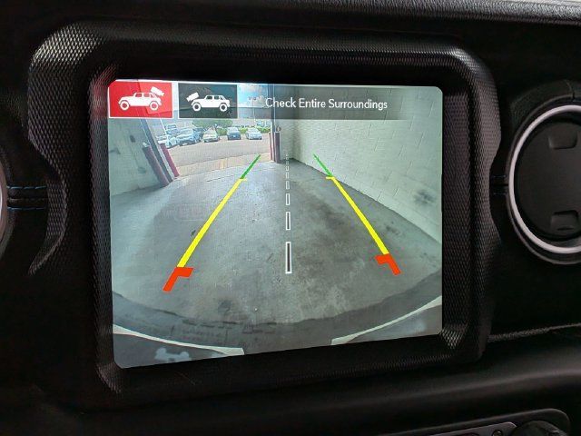 Used 2021 Jeep Wrangler Unlimited Rubicon 4xe AWD/4WD image 17