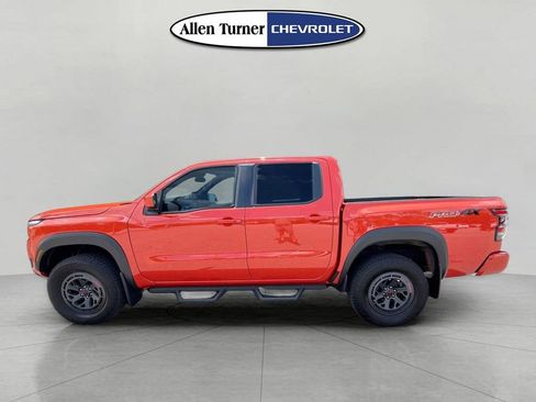 Used 2025 Nissan Frontier PRO-4X AWD/4WD image 6
