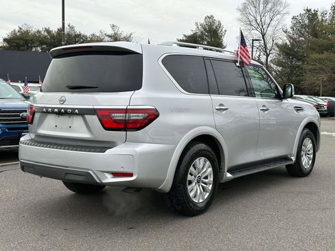Used 2024 Nissan Armada SV image 4