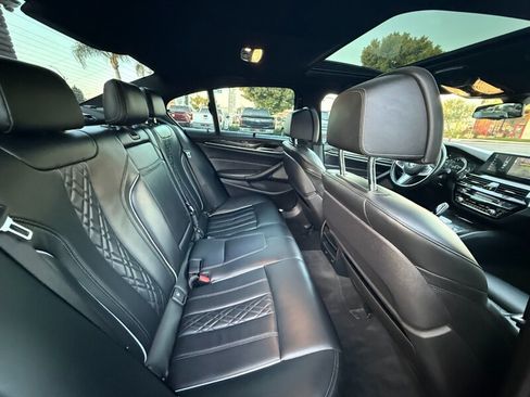 Used 2018 BMW 540i RWD image 34