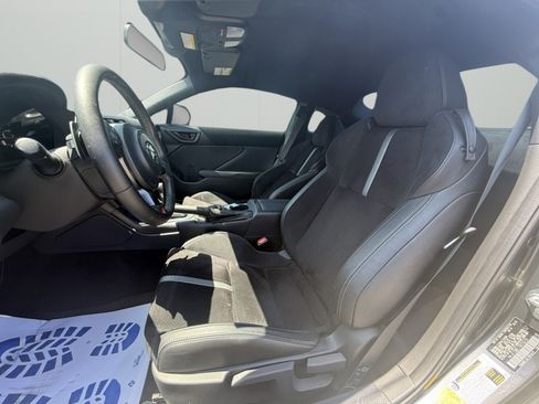 Used 2024 Toyota GR86 Premium RWD image 9