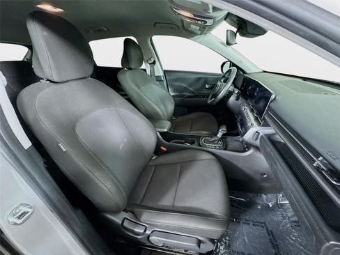 Used 2024 Hyundai Kona SEL FWD image 27