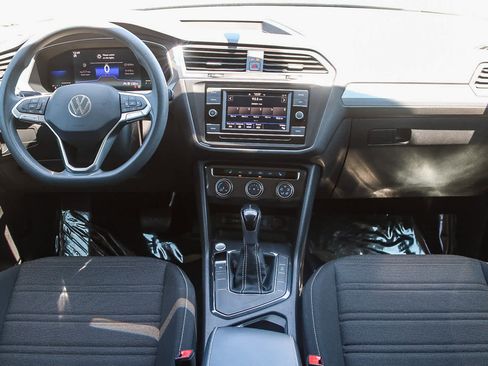 Used 2022 Volkswagen Tiguan S image 12