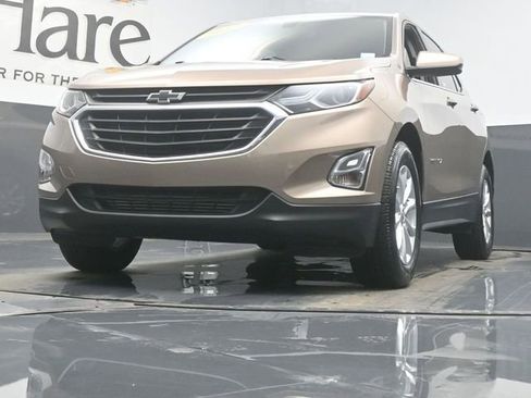 Used 2019 Chevrolet Equinox LT image 4