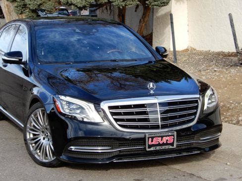Used 2019 Mercedes-Benz S 560 4MATIC Sedan image 2