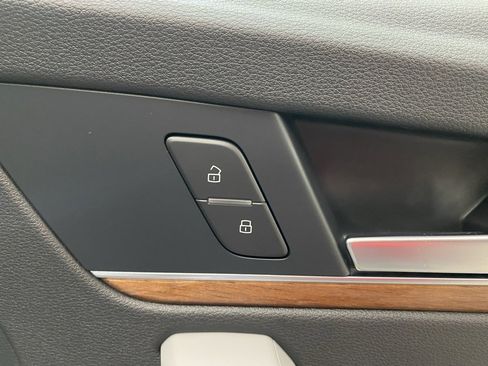 Used 2021 Audi Q5 2.0T Premium Plus w/ Premium Plus Package image 37