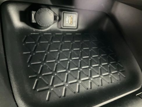 Used 2023 Toyota RAV4 LE image 19