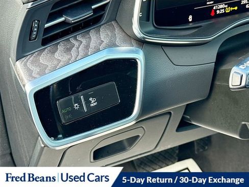 Used 2024 Audi A6 Premium Plus image 11