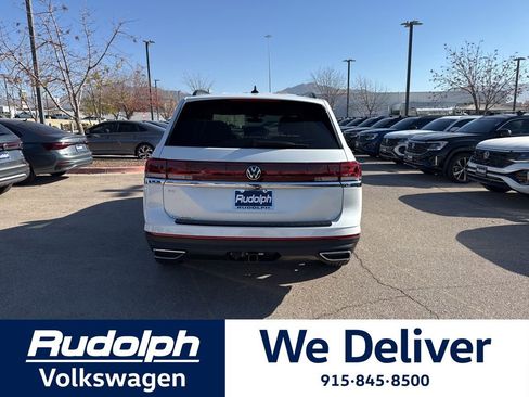 New 2026 Volkswagen Atlas SE FWD image 4