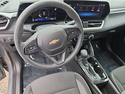 Certified 2024 Chevrolet TrailBlazer LT FWD image 9