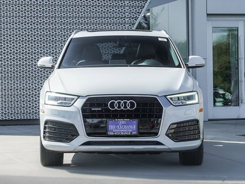Used 2018 Audi Q3 2.0T Premium Plus w/ Premium Plus Package image 29
