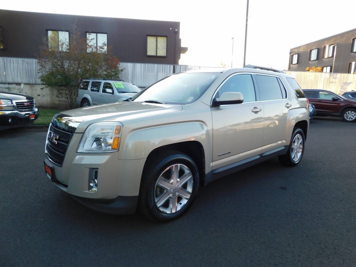 Used 2011 GMC Terrain SLE AWD/4WD image 4