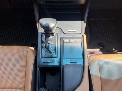 Used 2021 Lexus ES 250 w/ Premium Package AWD/4WD image 14