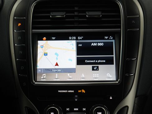Used 2019 Lincoln Nautilus Reserve w/ Driver Assistance Package AWD/4WD image 15