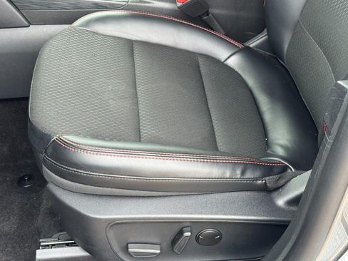 Used 2025 Ford Escape ST-Line AWD/4WD image 26