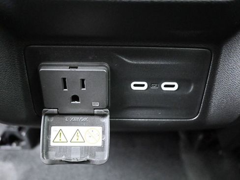 New 2026 Jeep Cherokee Overland w/ Advanced Pro Tech Group AWD/4WD image 33