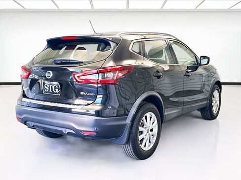 Used 2020 Nissan Rogue Sport SV w/ All-Weather Package image 4