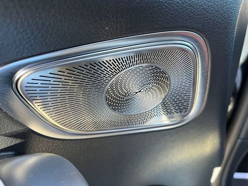 Certified 2025 Mercedes-Benz GLC 300 4MATIC image 19