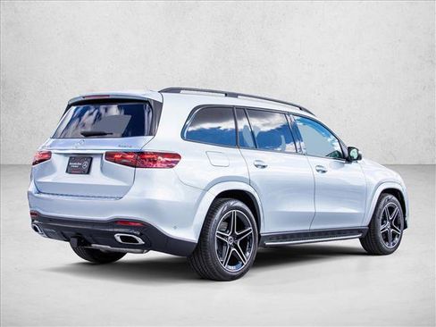 New 2026 Mercedes-Benz GLS 450 4MATIC image 5