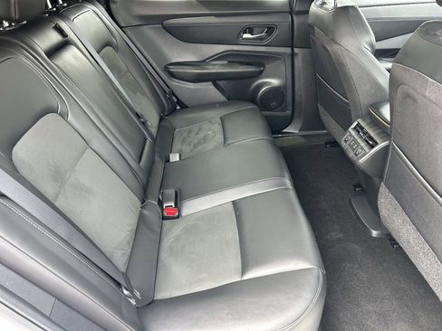 Certified 2025 Nissan Ariya FWD image 12