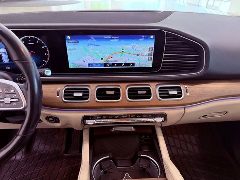 Used 2021 Mercedes-Benz GLE 350 4MATIC image 23