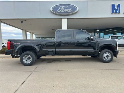 Used 2024 Ford F350 XL image 7