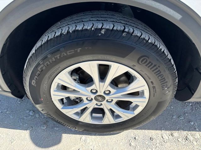 Used 2025 Ford Escape Active AWD/4WD image 23