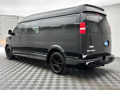 Used 2020 GMC Savana 2500 Extended w/ Enhanced Convenience Package RWD image 14