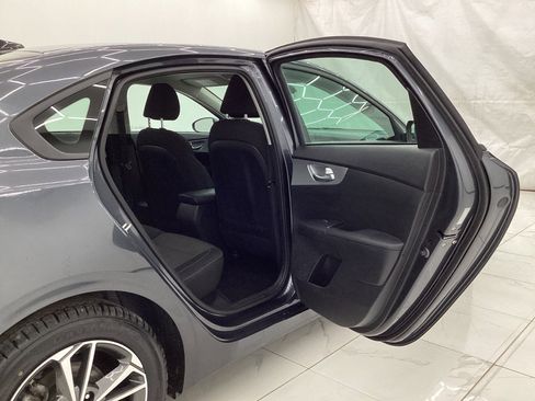 Used 2023 Kia Forte LXS image 23